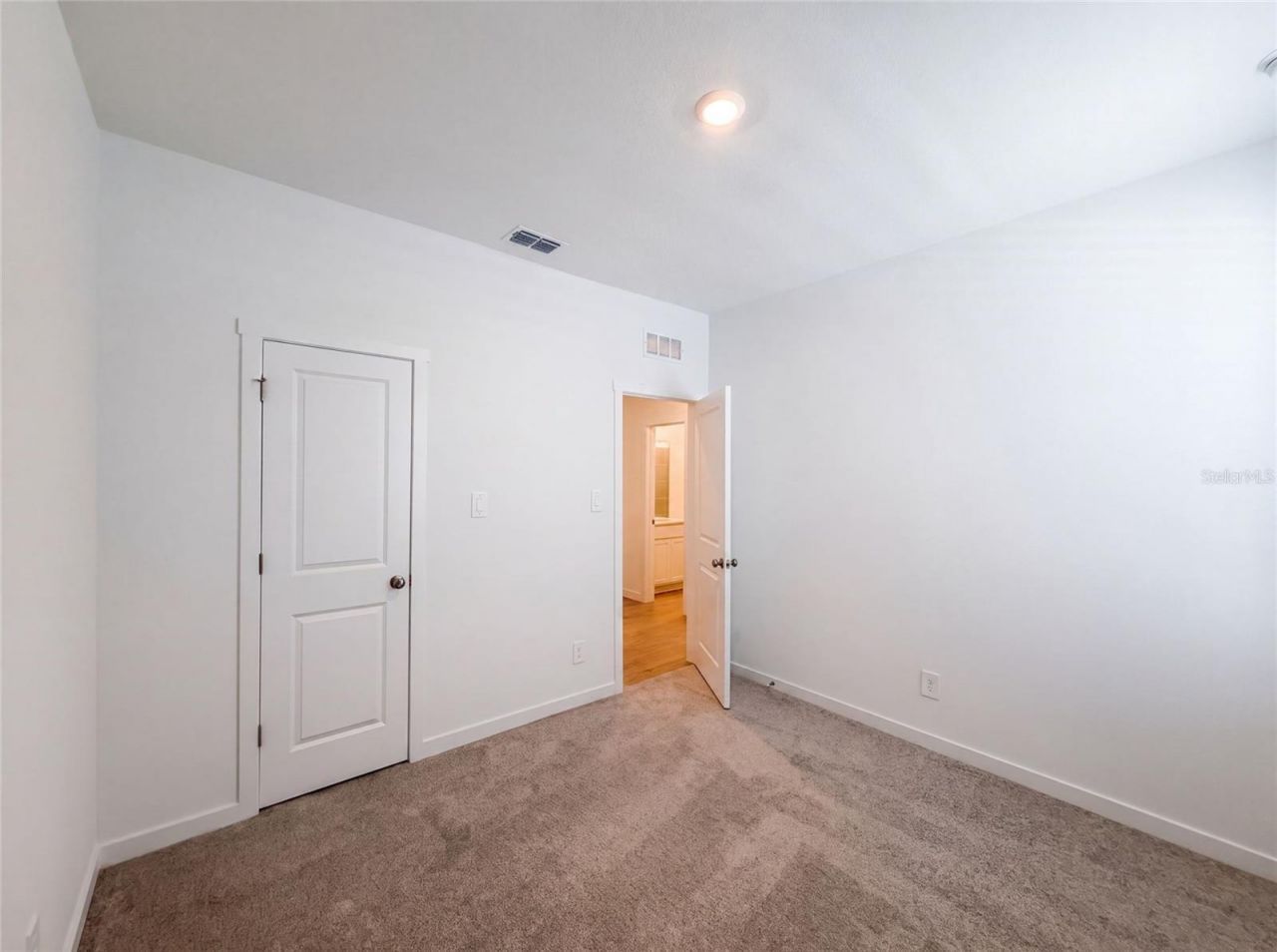 347 Puma Loop , Groveland, FL 34736 Photo