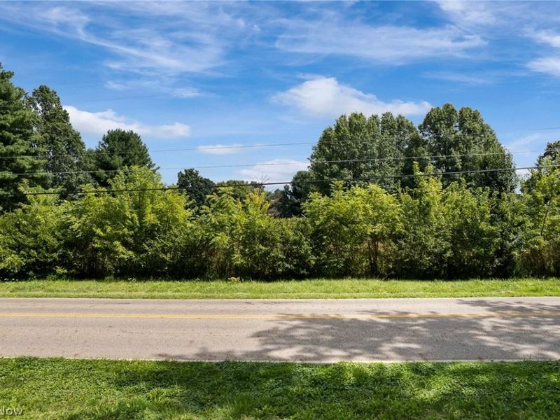 V/L William Penn Avenue NE, Hartville, OH 44632 Photo 3