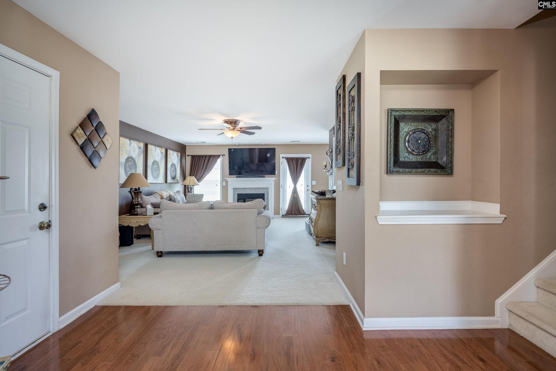 55 Kimpton Drive  Photo 15
