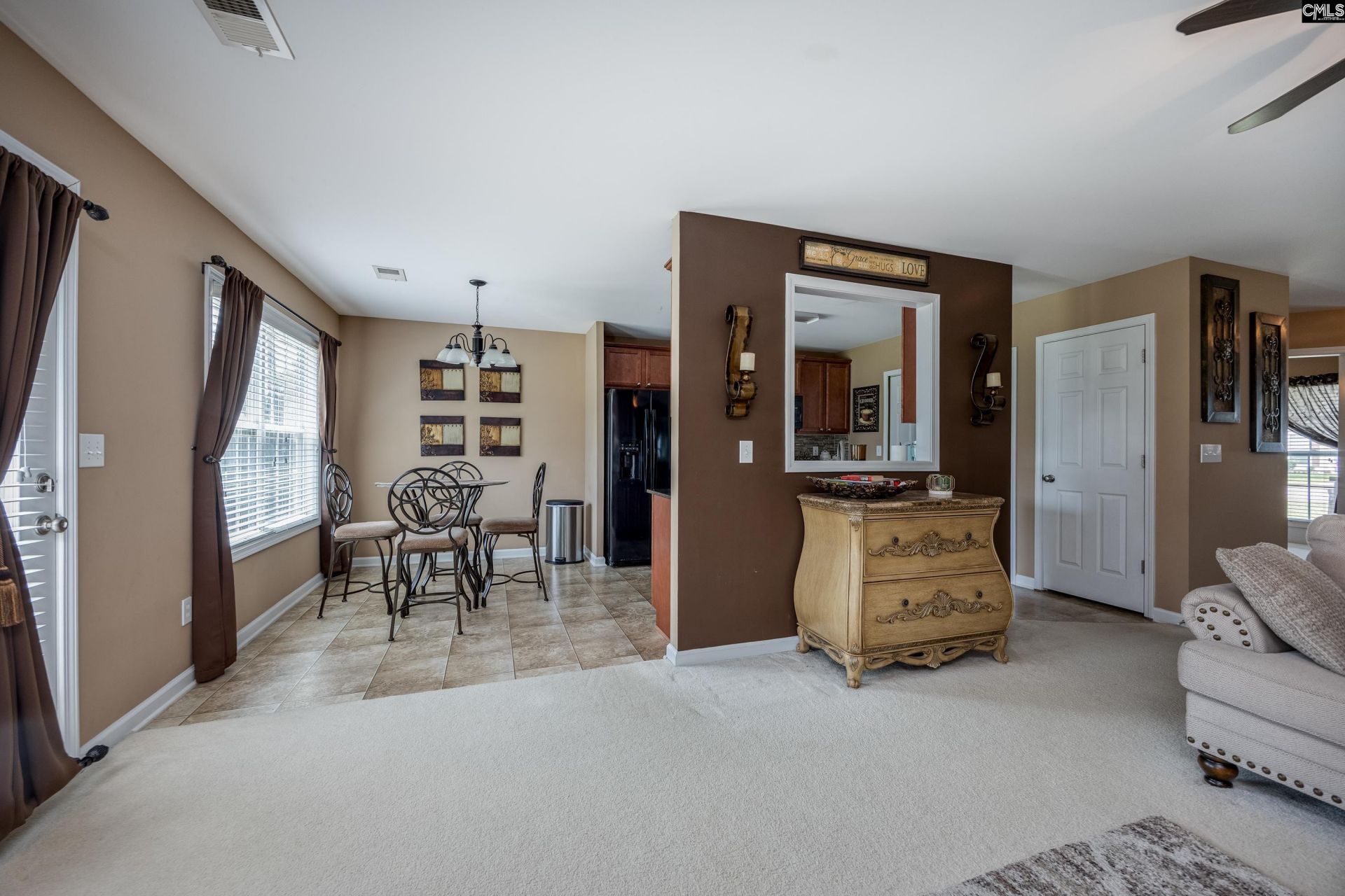 55 Kimpton Drive  Photo 20