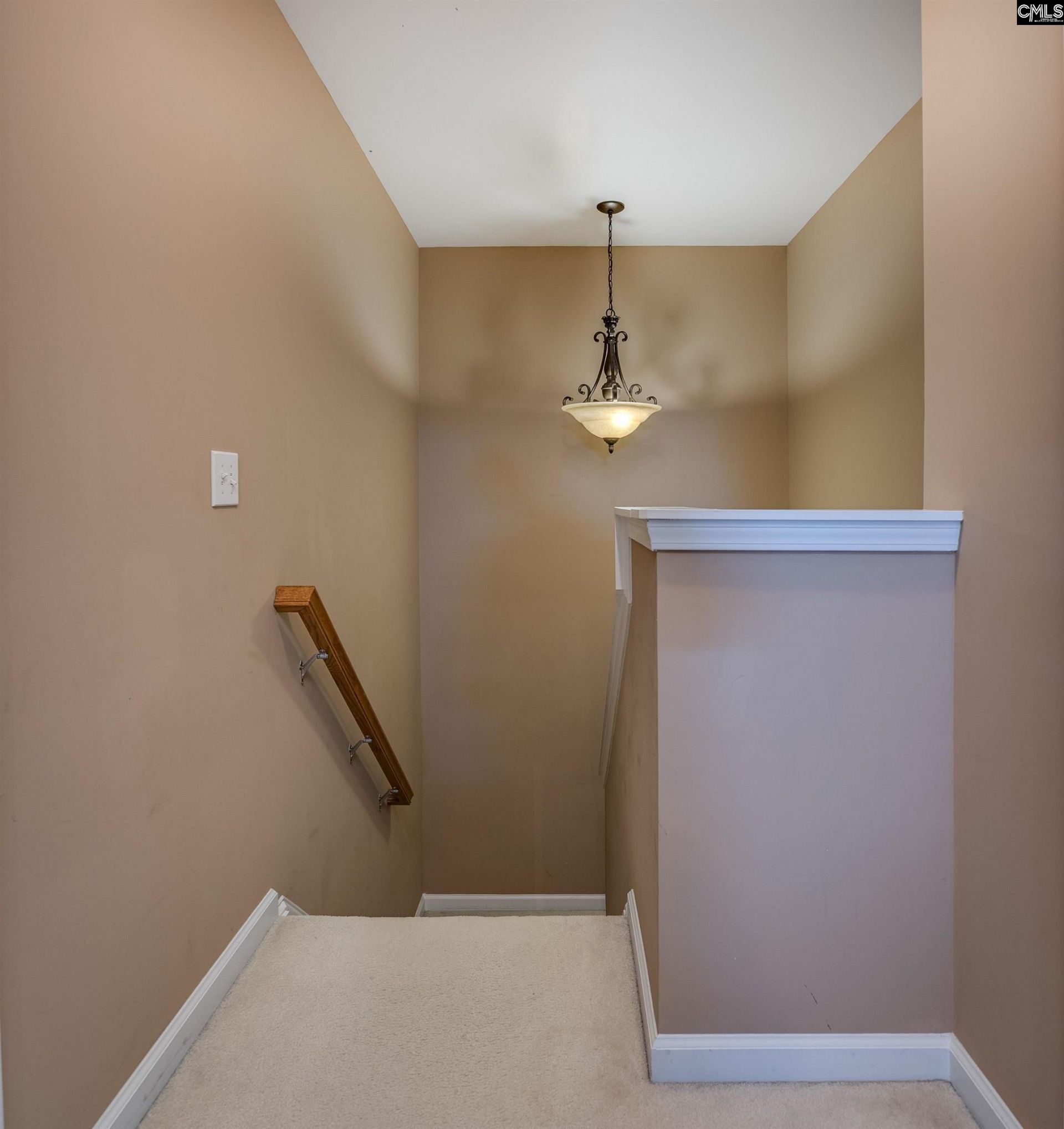 55 Kimpton Drive  Photo 35