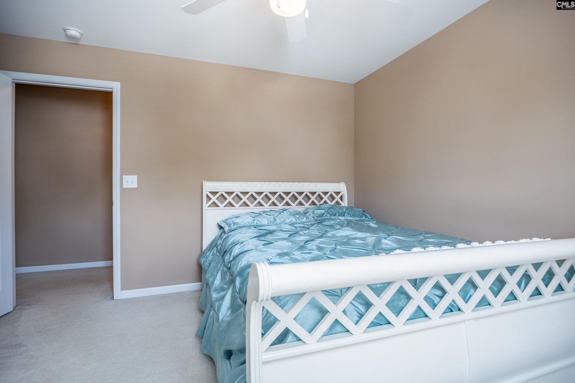 55 Kimpton Drive  Photo 41