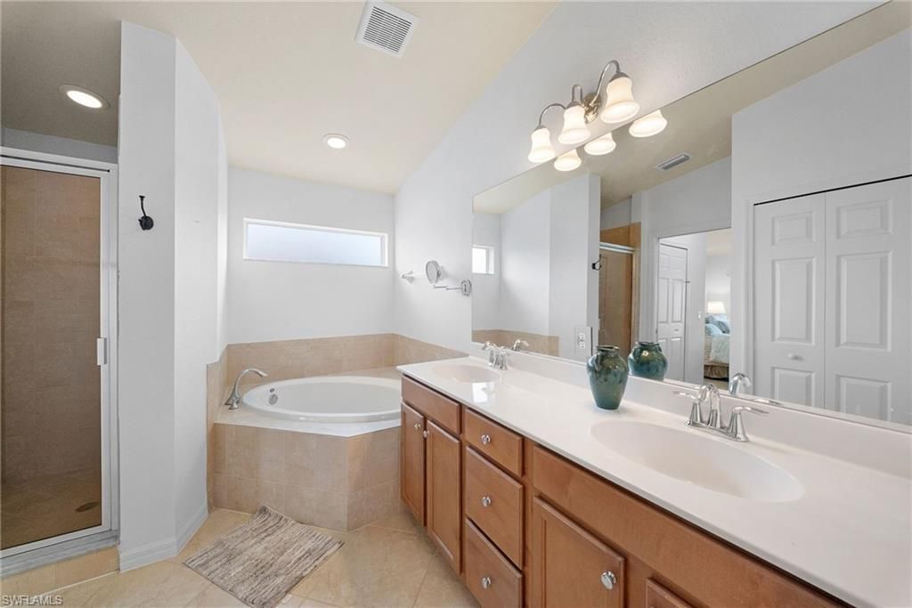 10342 Heritage Bay Blvd , Unit 2426, Naples, FL 34120 Photo