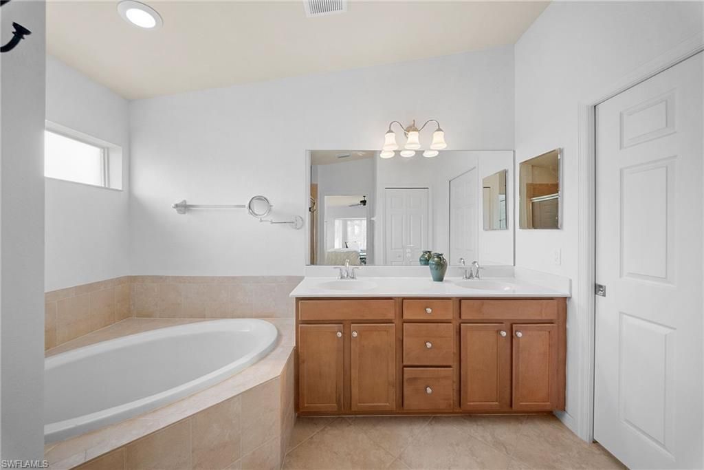 10342 Heritage Bay Blvd , Unit 2426, Naples, FL 34120 Photo