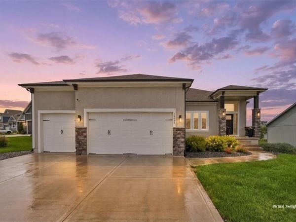 13403 W 181st Terrace, Overland Park, KS 66013