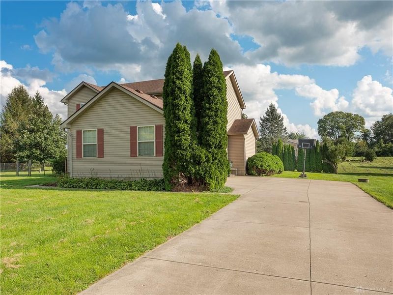 980 Old Springfield Road, Vandalia, OH 45377 Photo 3