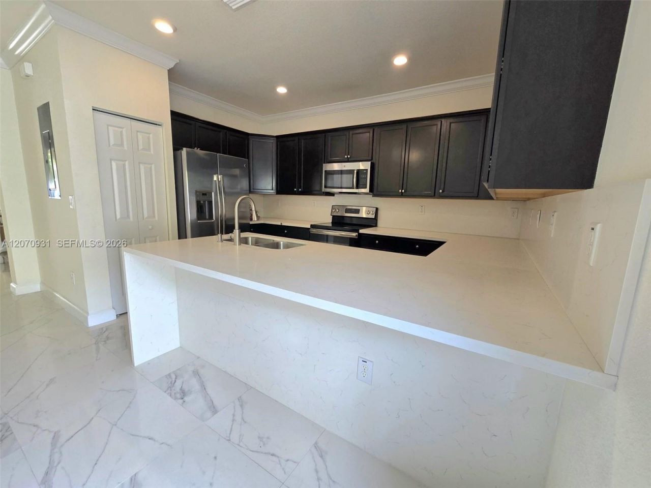 9267 W 34th Ct, Hialeah, FL 33018 Photo