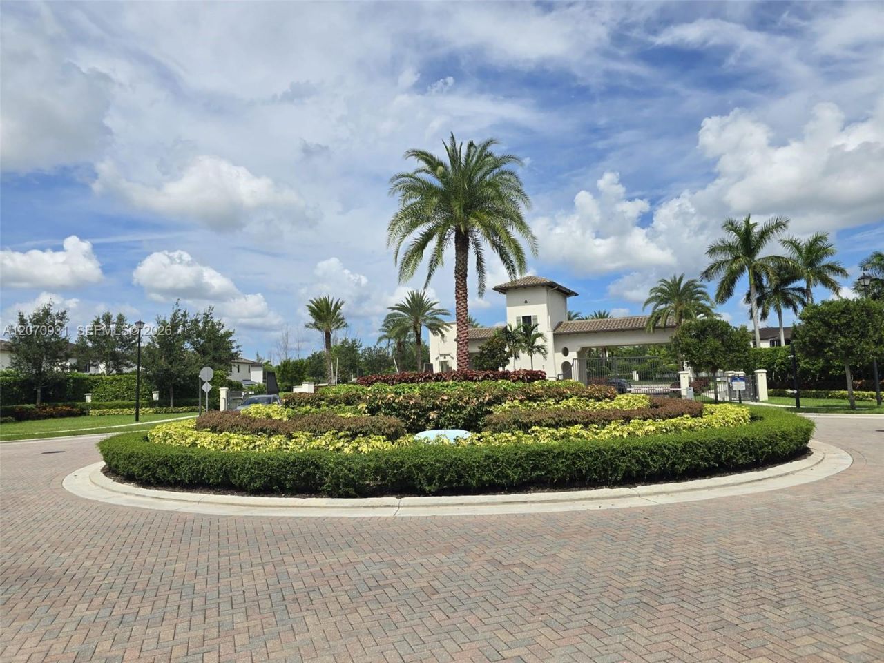 9267 W 34th Ct, Hialeah, FL 33018 Photo