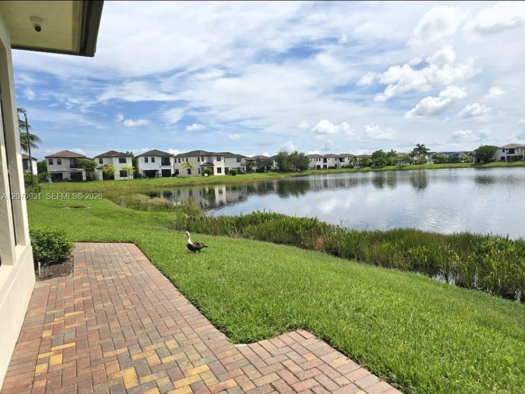 9267 W 34th Ct, Hialeah, FL 33018 Photo