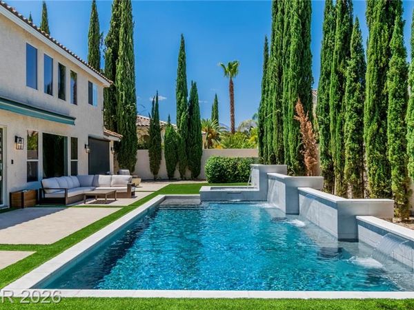 7920 Castellon Court , Las Vegas, NV 89128