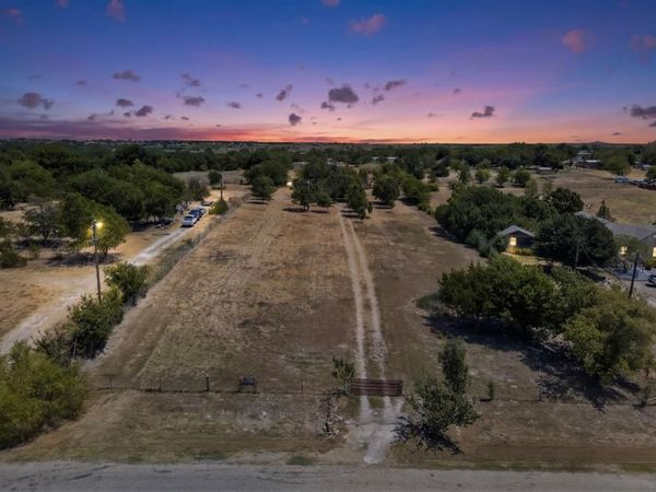 9620 Valley Road , Joshua, TX 76058