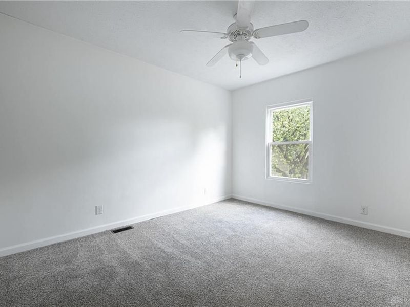 321 Deeds Ave, Dayton, OH 45404 Photo 9