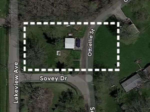 7405 Ottiellie Street, Newport, MI 48166