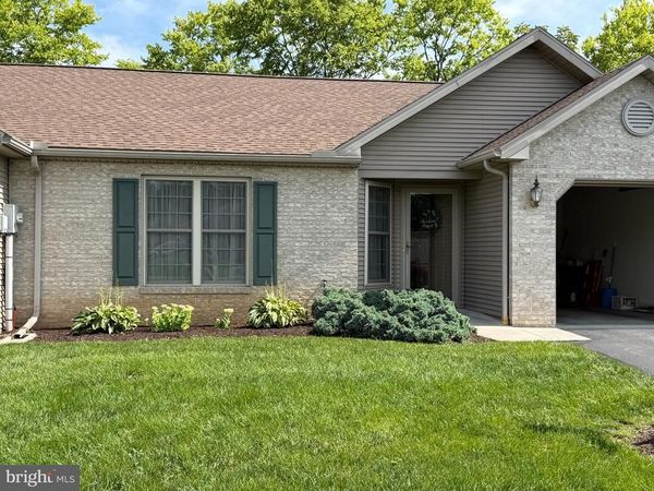 41 MEL RON COURT, CARLISLE, PA 17015