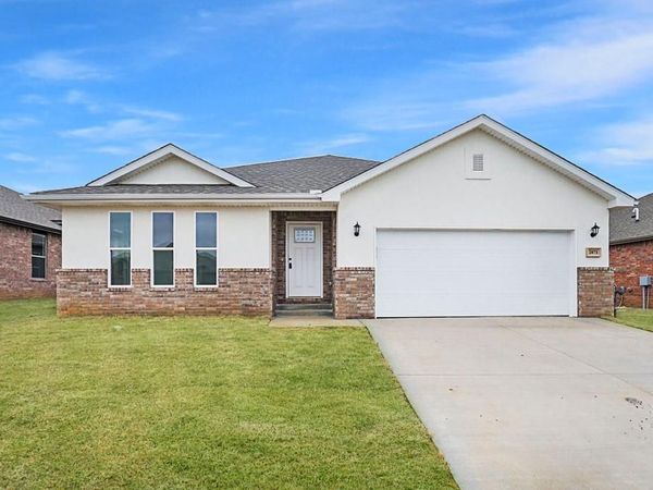 2071 Periwinkle Place , Centerton, AR 72719