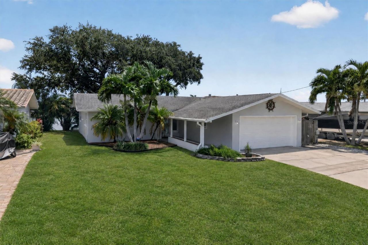 541 Lillian Drive , Madeira Beach, FL 33708 Photo