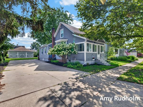 532 Jackson Avenue, Grand Haven, MI 49417