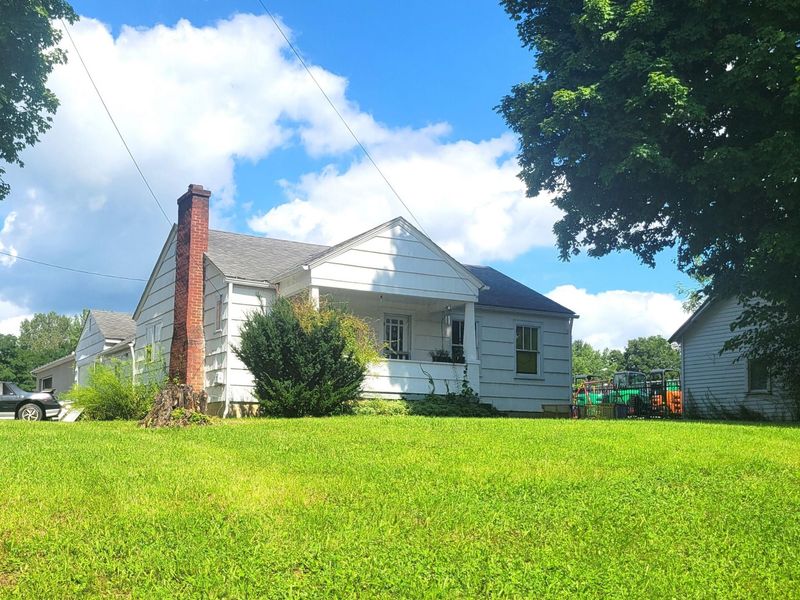 1669 Hebron Road, Heath, OH 43056 Photo 1