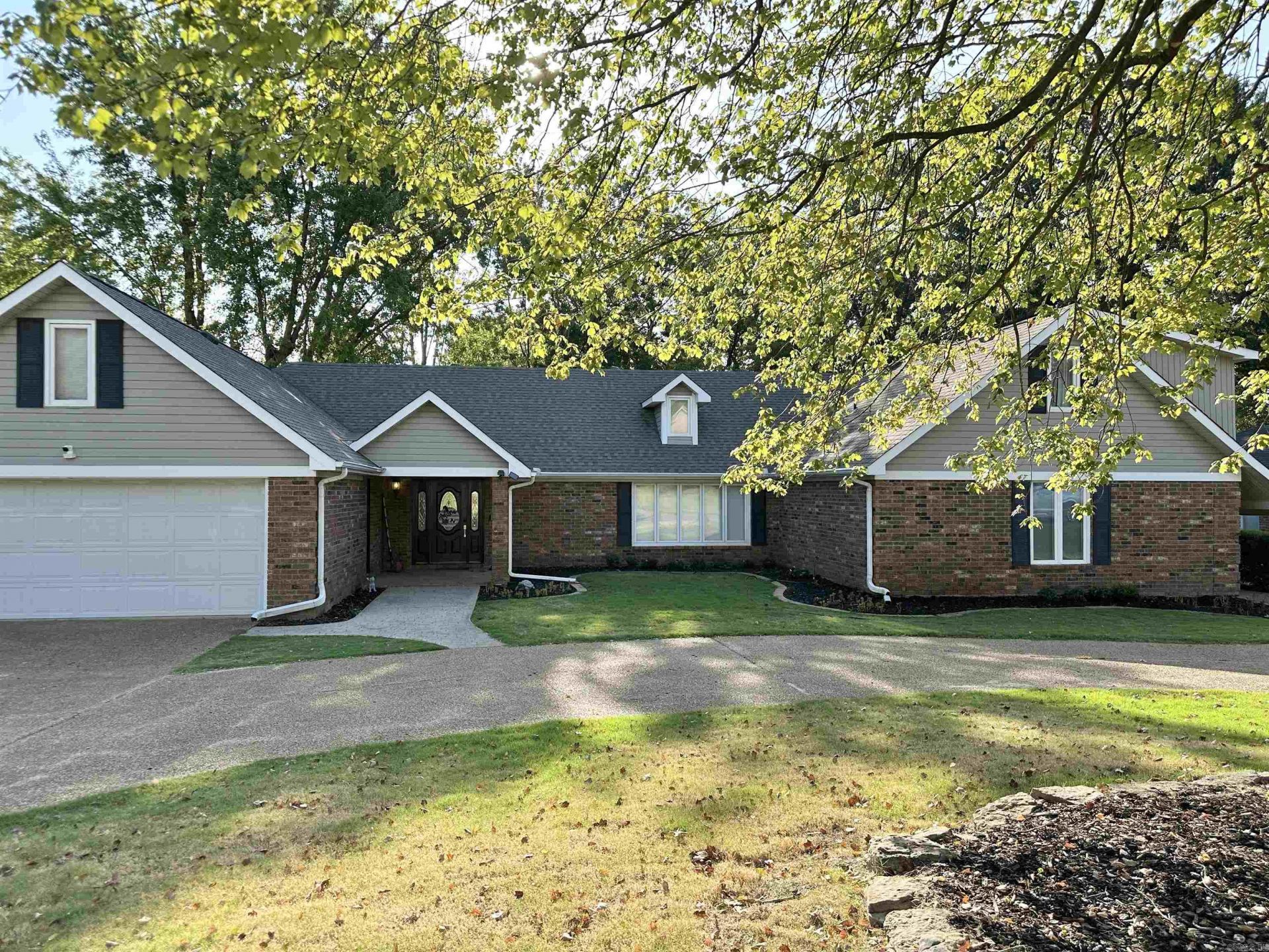 1408 Hillcrest Jonesboro, AR 72401