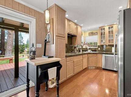 593 Tahoe Island Drive, South Lake Tahoe, CA 96150 Photo
