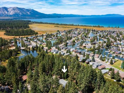 593 Tahoe Island Drive, South Lake Tahoe, CA 96150 Photo