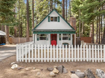1202 Bonanza Avenue, South Lake Tahoe, CA 96150 Photo