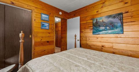 1202 Bonanza Avenue, South Lake Tahoe, CA 96150 Photo
