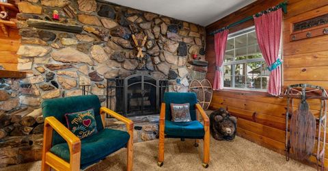 1202 Bonanza Avenue, South Lake Tahoe, CA 96150 Photo