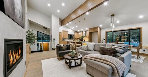 3370 Janet Drive, South Lake Tahoe, CA 96150 Photo