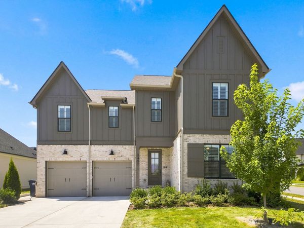 3487 Burgate Trl, Thompsons Station, TN 37179