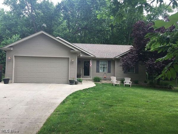732 Silvercrest Road , Wadsworth, OH 44281
