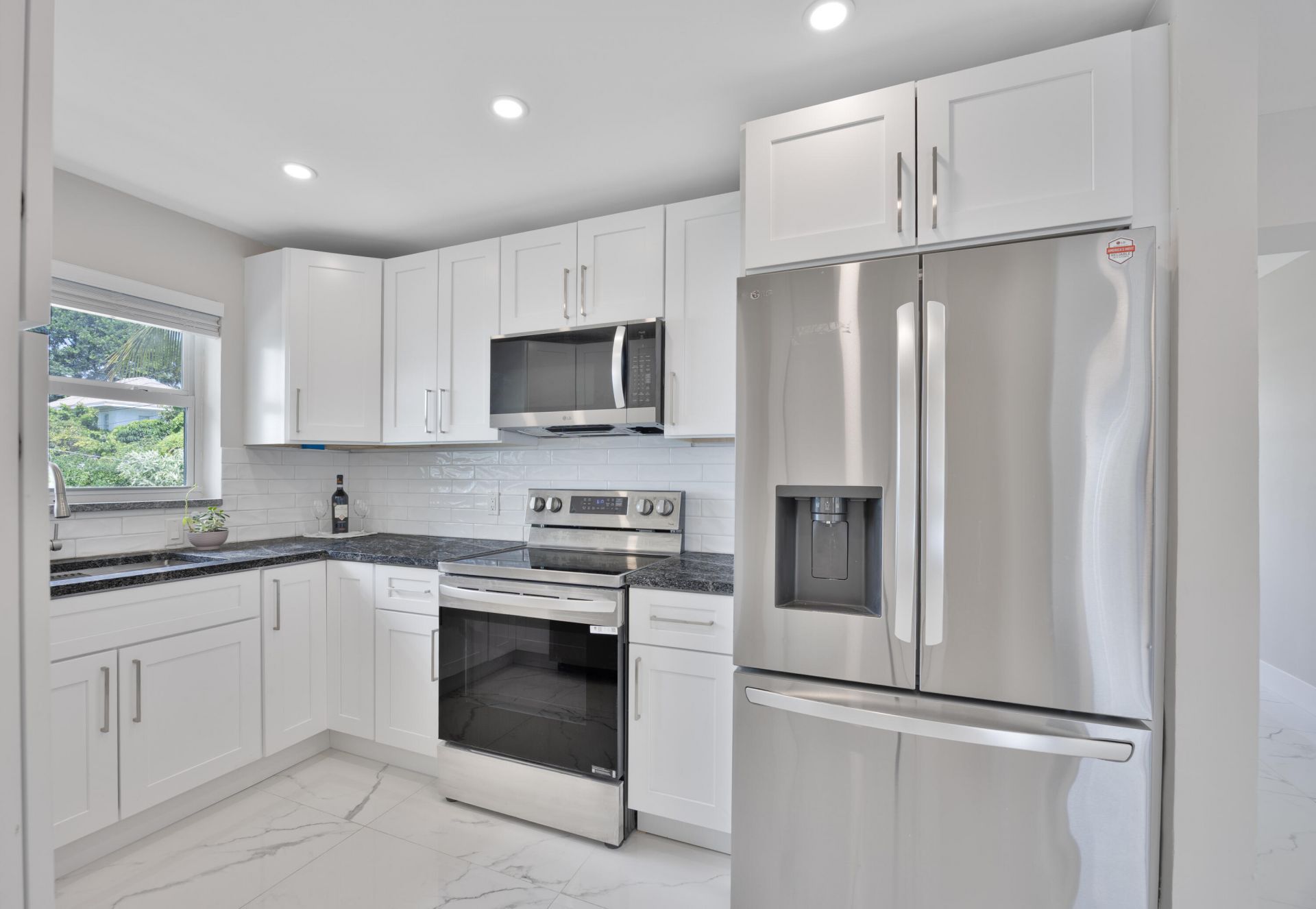 215 Evergreen Drive, West Palm Beach, FL 33403 Photo