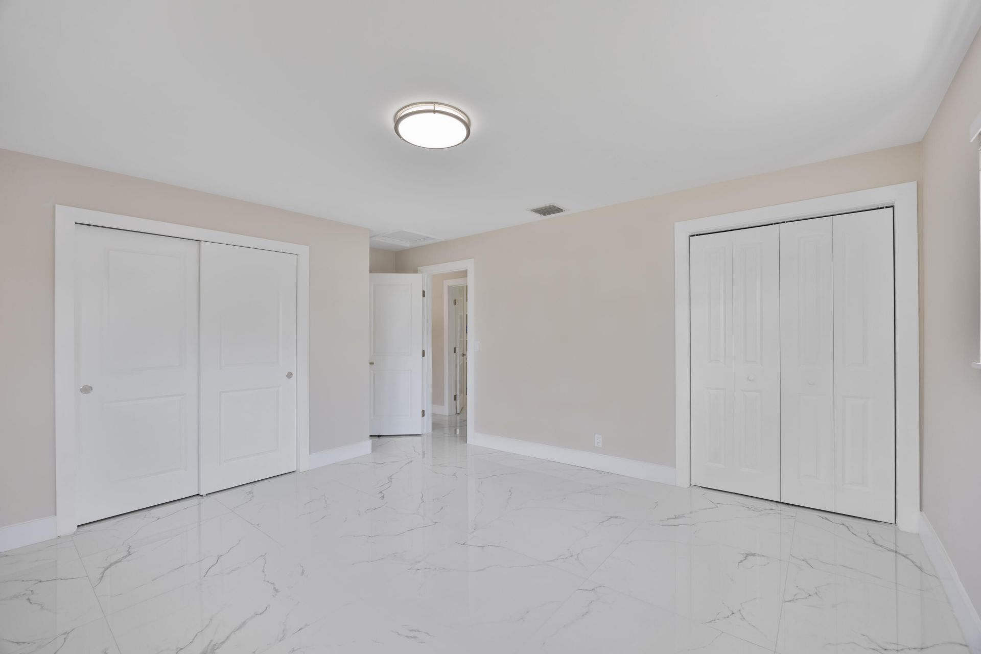 215 Evergreen Drive, West Palm Beach, FL 33403 Photo