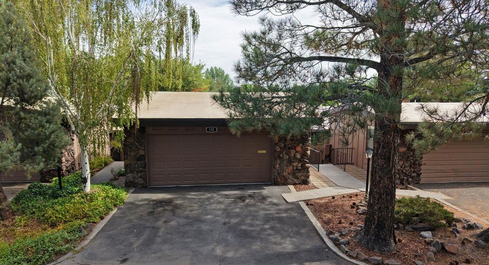 172 Lake Glen Drive, Carson City, NV 89703 Photo