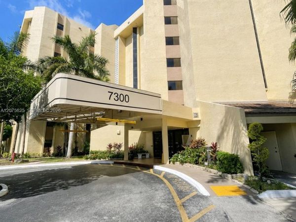 7300 Radice Ct , Unit 503, Lauderhill, FL 33319