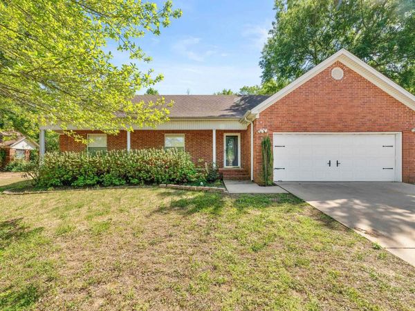 45 Magness Creek Drive , Cabot, AR 72023