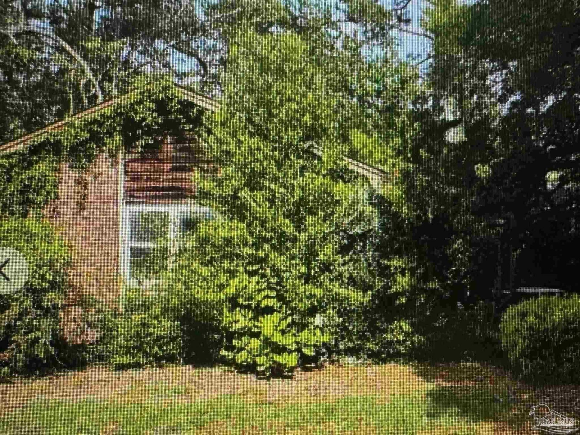 7855 Bay Meadows Dr, Pensacola, FL 32507 Main Photo
