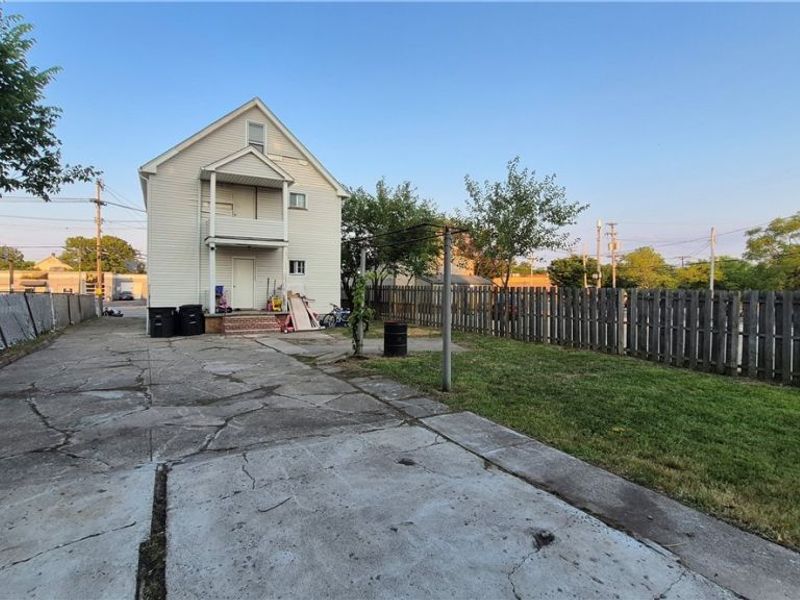 3278 W 117th Street, Unit UP, Cleveland, OH 44111 Photo 2