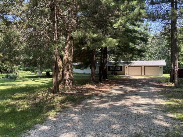 6130 E Deerfield Drive , Coal City, IL 60416