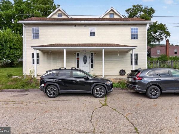 204 WALNUT STREET, WICONISCO, PA 17097