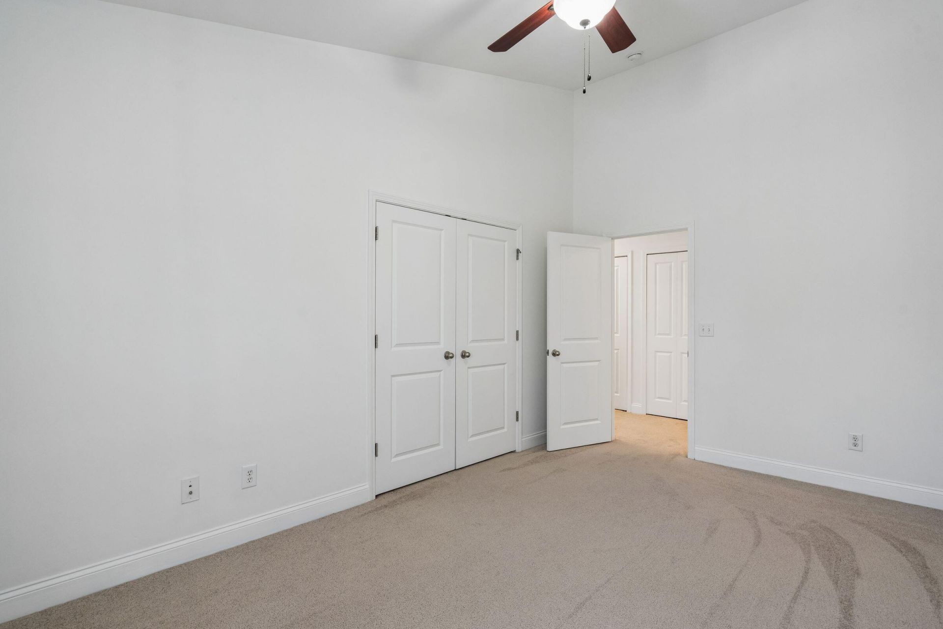 2132 Promenade Court Photo 33