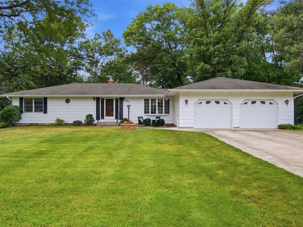 2719 E Deblene Lane, Eau Claire, WI 54703