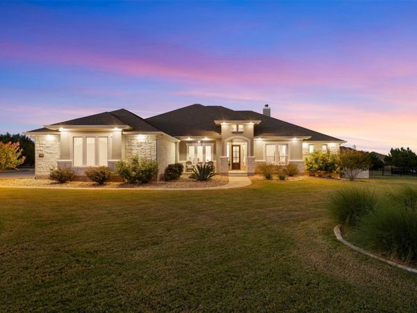 100 Honey Locust CV, Leander, TX 78641