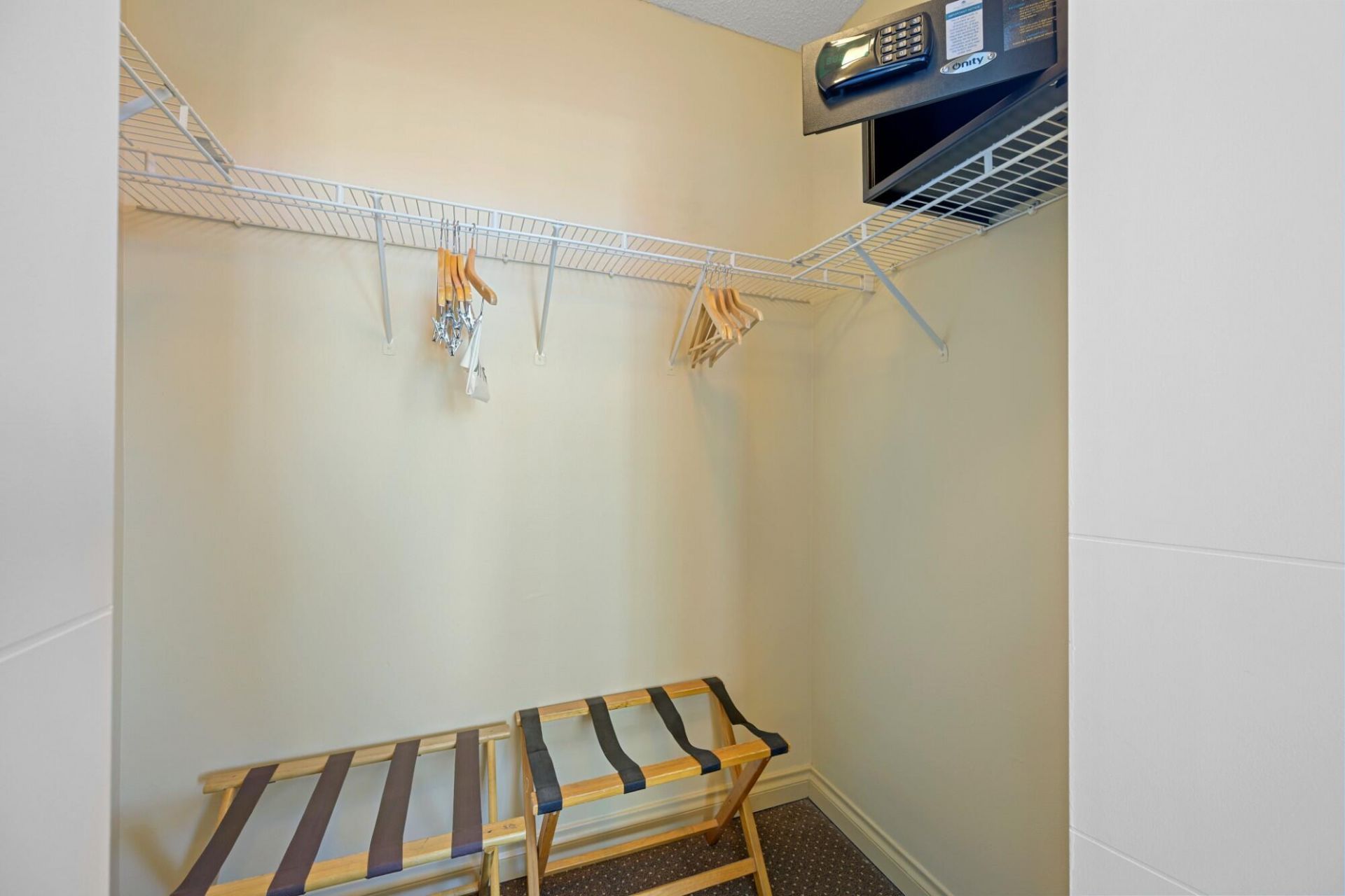 17375 Collins Avenue, Unit 2406, Sunny Isles Beach, FL 33160 Photo