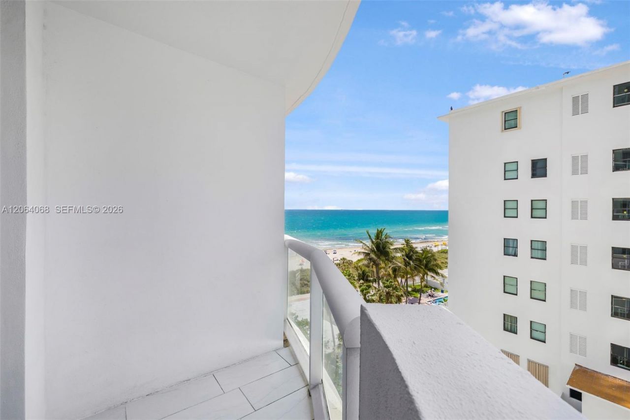6365 Collins Ave, Unit 805, Miami Beach, FL 33141 Photo