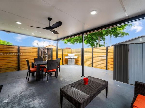 6711 NW 193rd Ter , Unit 6711, Hialeah, FL 33015