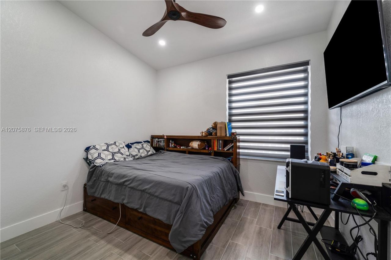 6711 NW 193rd Ter, Unit 6711, Hialeah, FL 33015 Photo