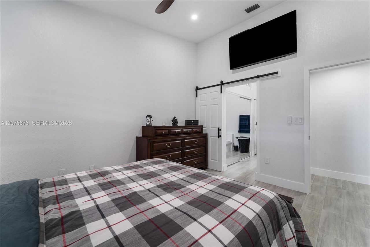 6711 NW 193rd Ter, Unit 6711, Hialeah, FL 33015 Photo