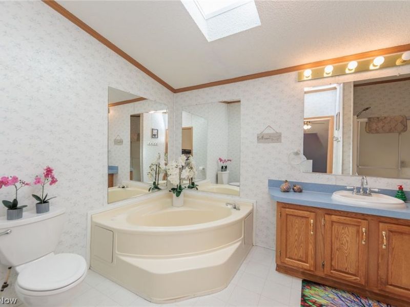 78 Periwinkle Drive, Olmsted Township, OH 44138 Photo 24