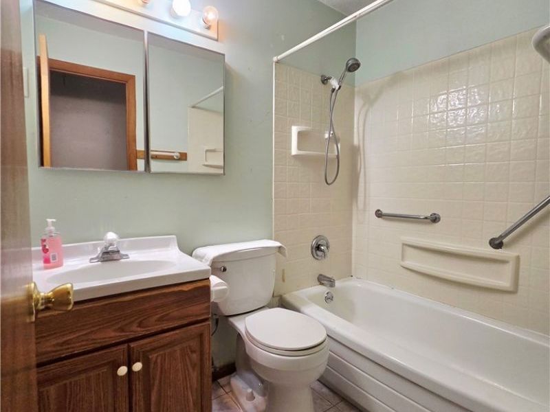 473 Augdon Drive, Elyria, OH 44035 Photo 21
